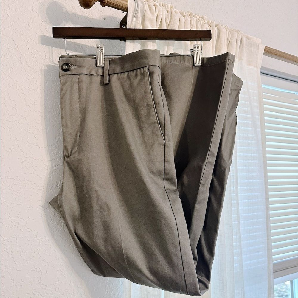 Dockers Grey Men's Chino Pants